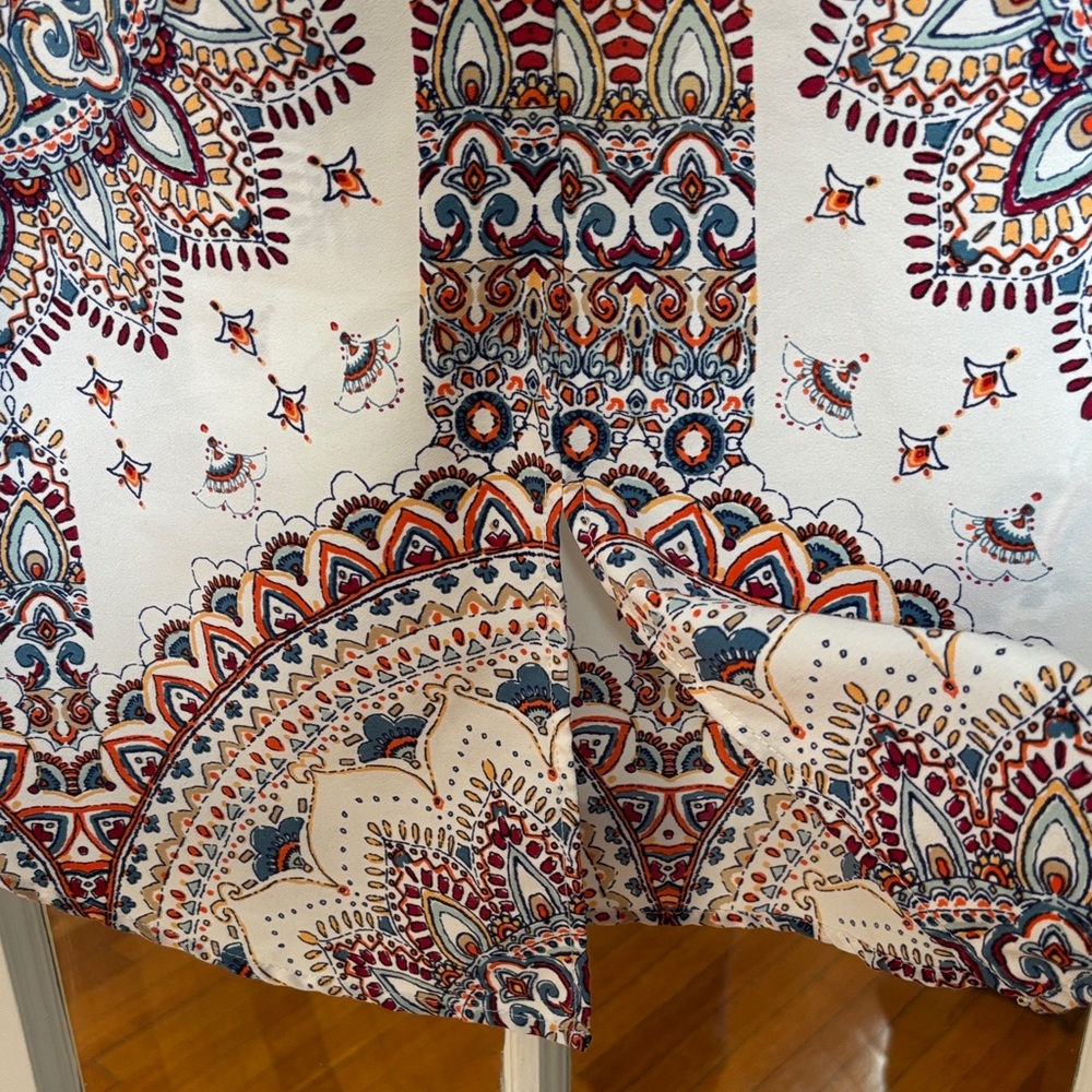 Verse Women's Sleeveless Mandala Print Blouse - Picture 7 of 10